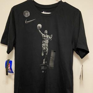 Nike Men’s Small Dry Fit Shirt